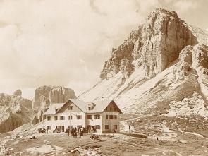 History - Mountain hut Antonio Locatelli